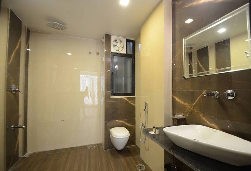 家庭间, Metro Inn