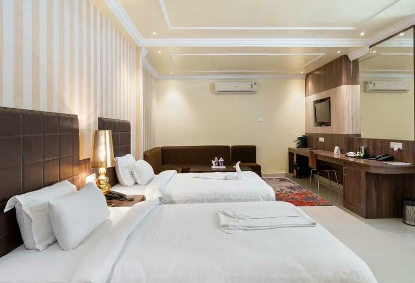 اتاق اجرایی, Niranjana Hotel Bodhgaya