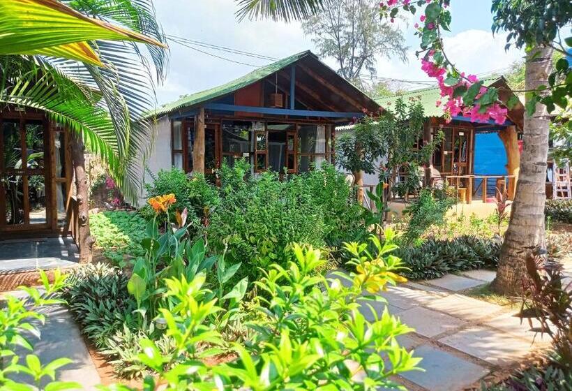 Номер Стандарт Боковой Вид на Море, Peace Garden Beach Resort