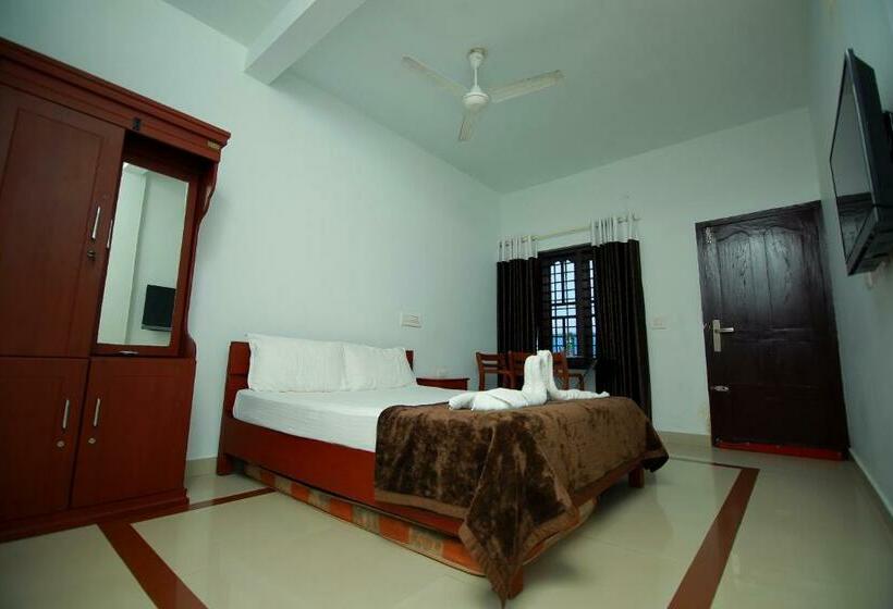 Номер Deluxe, Shalom Beach Residency