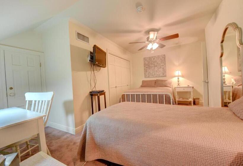 스탠다드 룸, A Chateau On The Bayou Bed & Breakfast