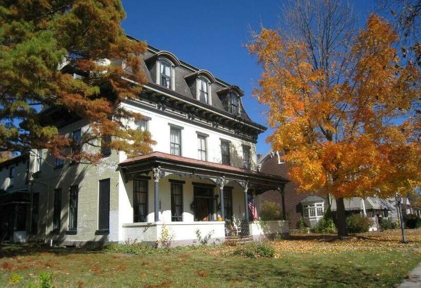 디럭스 스위트, Allegheny Street Bed & Breakfast