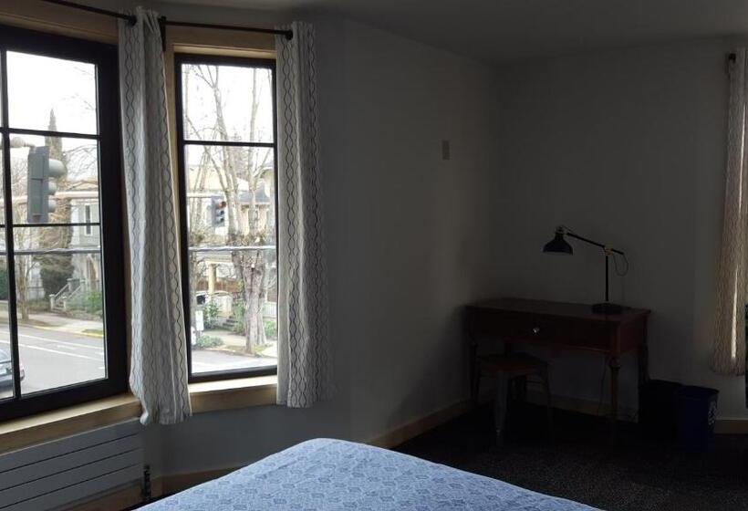 Номер Deluxe, Northwest Portland Hostel