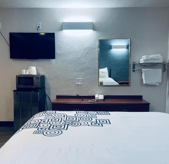 Номер Стандарт, Century 21 Motel