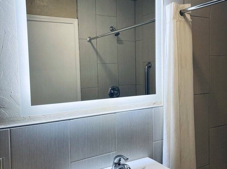 Номер Стандарт 2 Двуспальные Кровати, Century 21 Motel