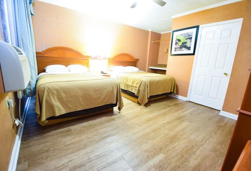 Номер Стандарт 2 Двуспальные Кровати, Economy Inn Beebe