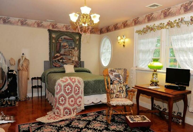 Номер Стандарт, A Walk In The Woods Bed And Breakfast