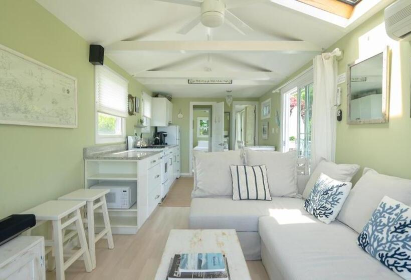 Дом 1 Спальня, Beach Plum Resort