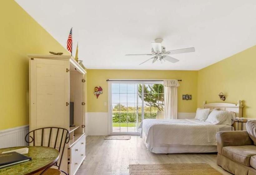Студия Стандарт, Beach Plum Resort