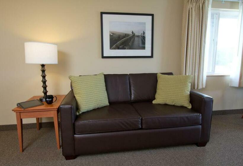 جناح, The Wayside Inn