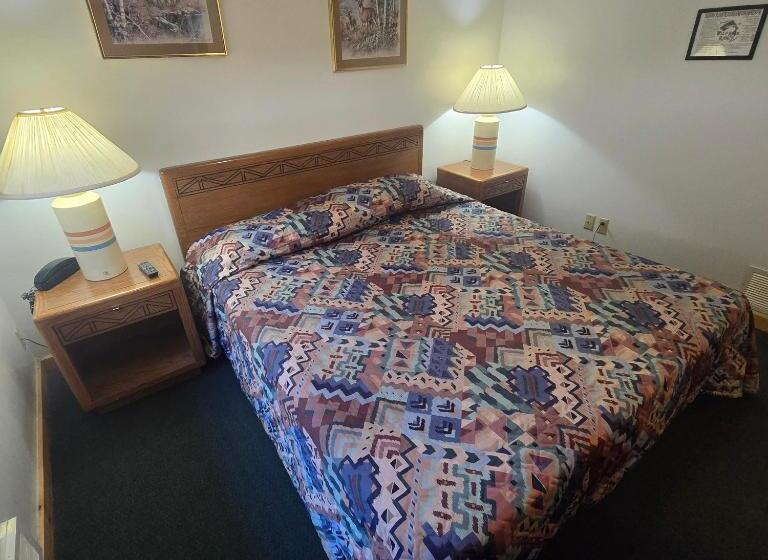 Одноместный Номер Basic, Jared S Wild Rose Ranch Resort