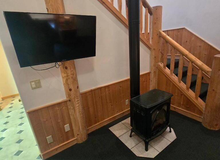 Четырехместный Номер Deluxe, Jared S Wild Rose Ranch Resort