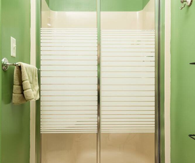 סוויטה, Scottish Bed & Breakfast