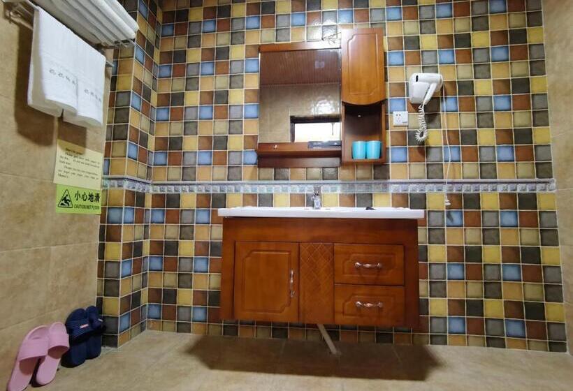 Quarto Familiar, Mama Naxi Guesthouse