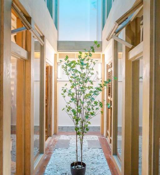 غرفة عائلية, Xi An Travelling With Hotel South Gate