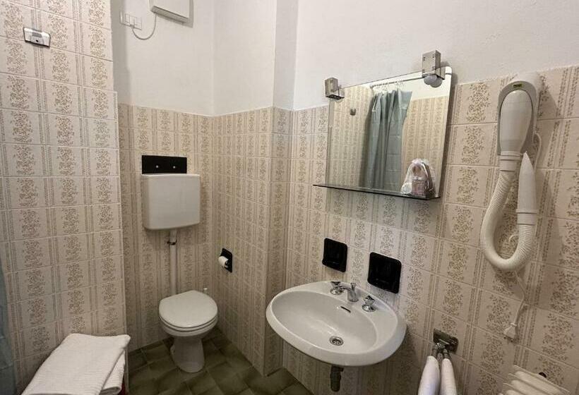 اتاق استاندارد, Diana