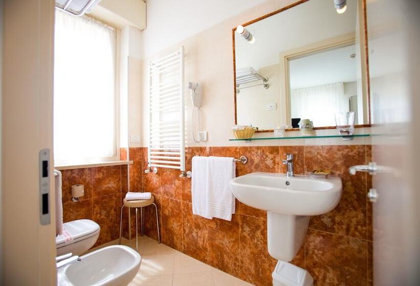 Четырехместный Номер Стандарт, Villa Anthea