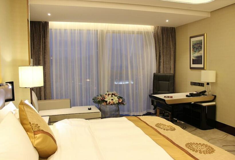 Номер Deluxe, Wuhan Youyi International