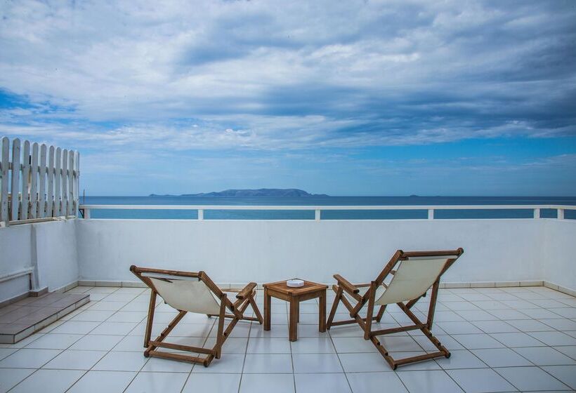 سوییت جونیور, Almare Beach