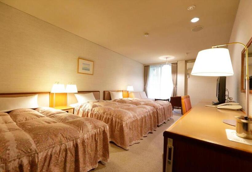 Номер Стандарт Трехместный, Yamanakako Asahigaoka Onsen Hotel Seikei