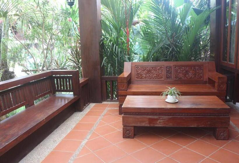 بانگلوی لوکس, Try Palace Resort Kep