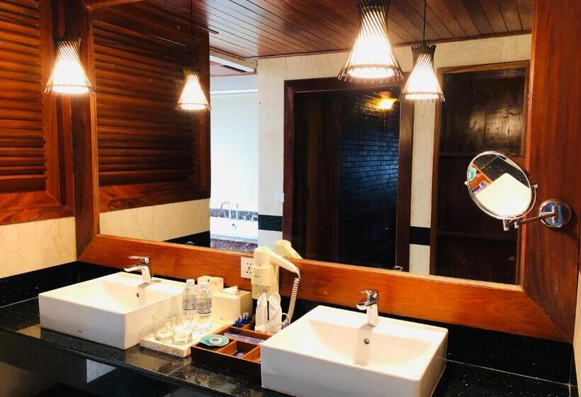 سوییت خانوادگی, Try Palace Resort Kep