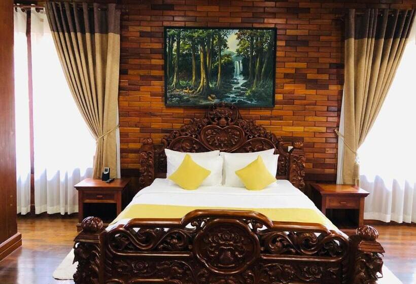 سوییت خانوادگی, Try Palace Resort Kep