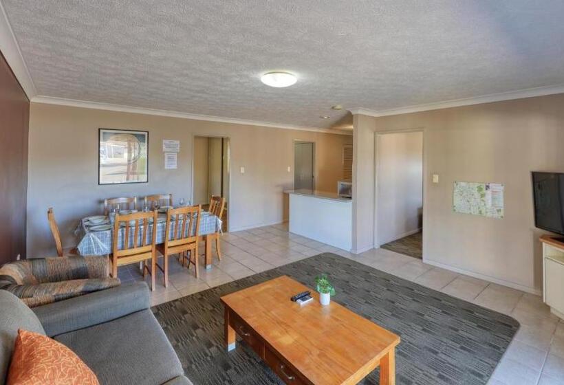 Suite Executiva 2 Quartos, James Street Motor Inn
