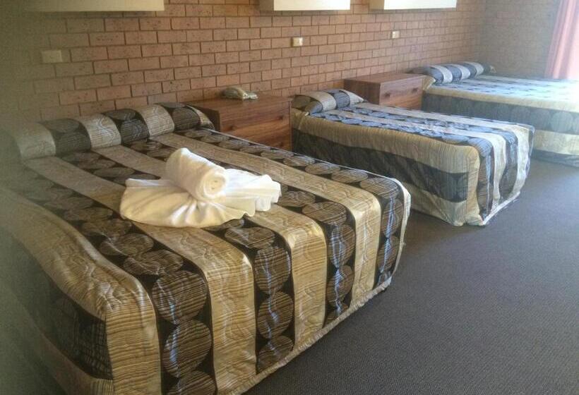 Quarto Economy, James Street Motor Inn
