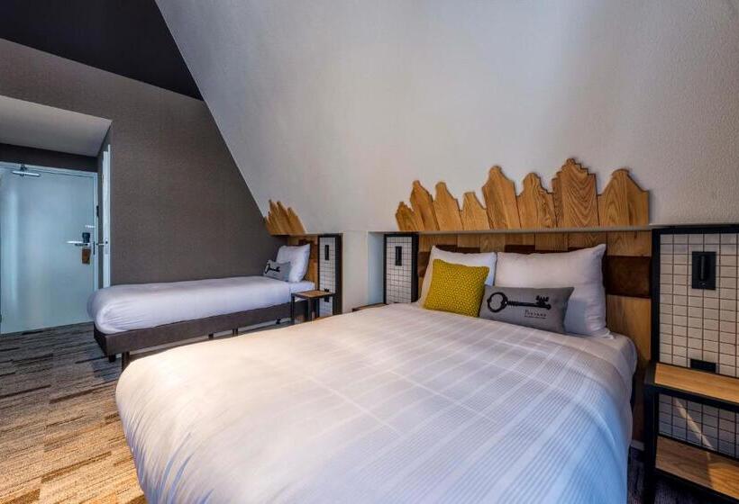 Standard Triple Room, Mr. Jordaan