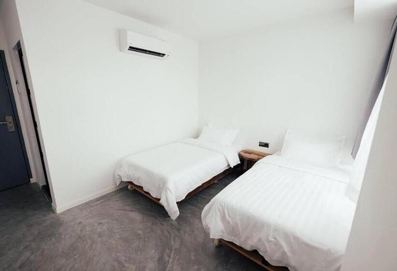 Camera Deluxe, White Loft