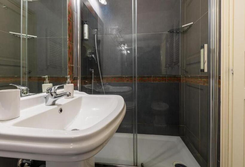 اتاق لوکس با بالکن, Casa Mo Room And Suite