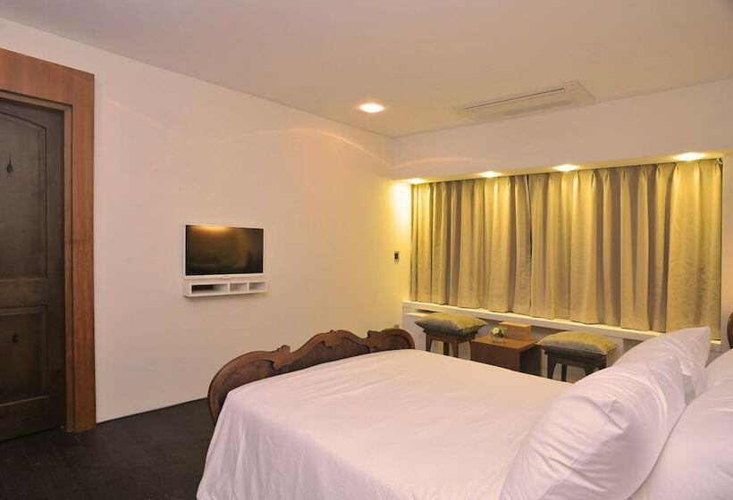 اتاق لوکس, Club Inner Hotel & Resort