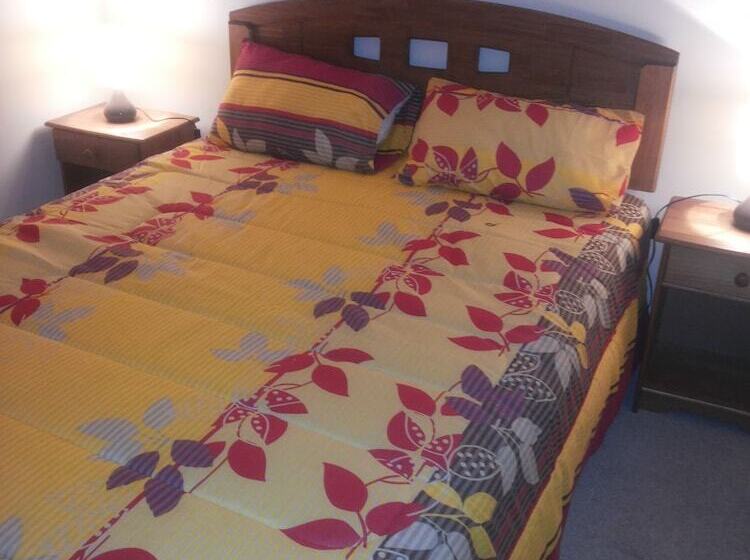 آپارتمان 3 خوابه, A&g Apart