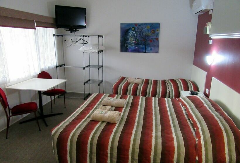 패밀리 룸, The Highlander Motel   24hr Check In
