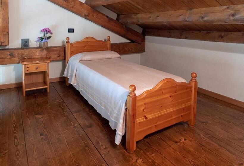 Номер Стандарт, Agriturismo Il Palazzone