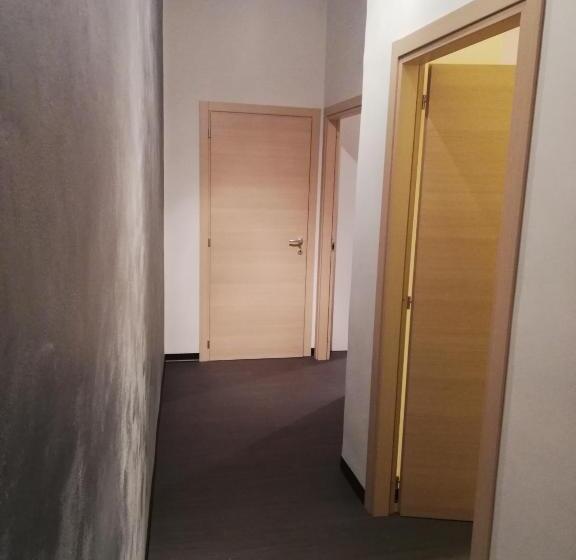 آپارتمان 1 خوابه, Albergo Roma