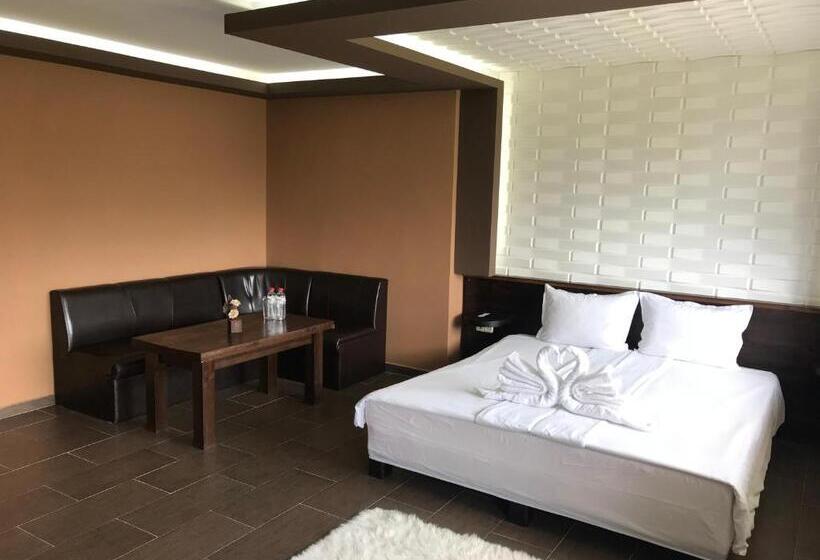 Номер Дюплекс, Complex Katalina
