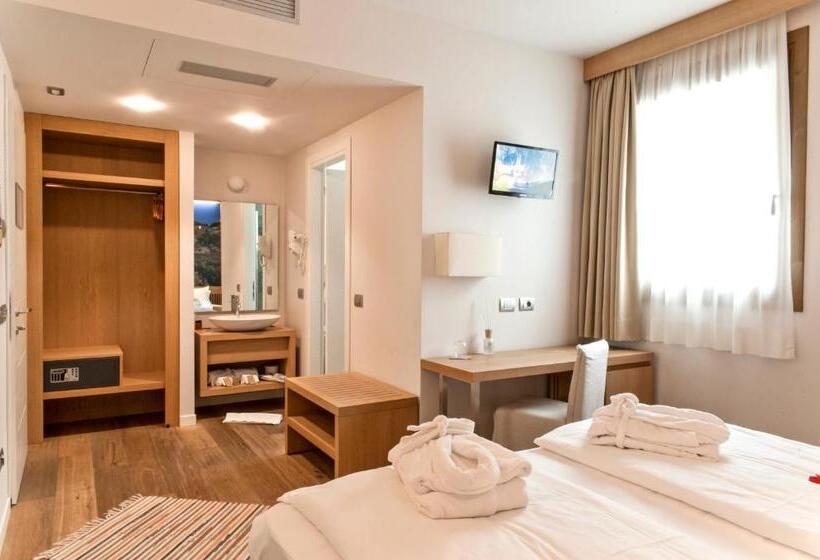 Номер Комфорт, Wine Hotel Retici Balzi