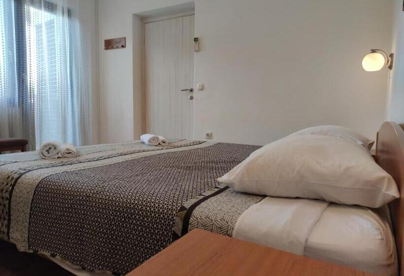 Стандартный Номер Кровать Кинг, Pansion Alen Dugi Otok