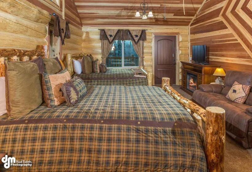 Люкс Вид на Горы, Alaska Knotty Pine B&b