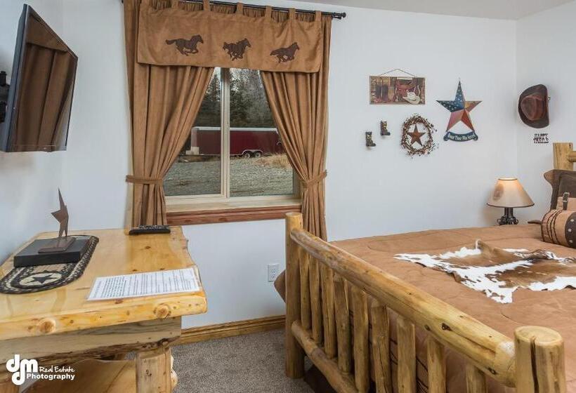 Номер Стандарт, Alaska Knotty Pine B&b