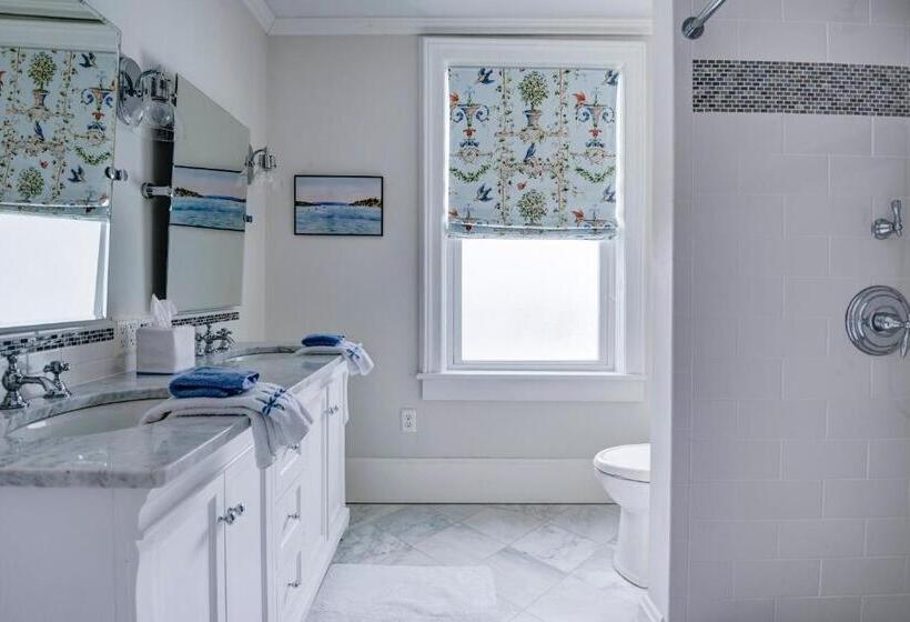 高级套房, 34 State Historic Luxury Suites Skaneateles