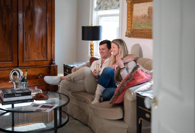 高级套房, 34 State Historic Luxury Suites Skaneateles