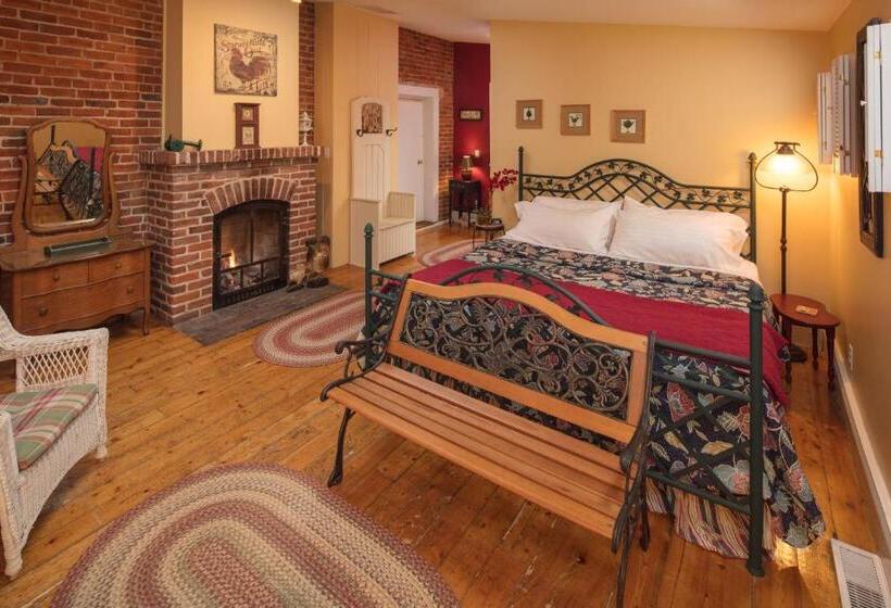 스위트 킹사이즈 침대, Farmers Guest House