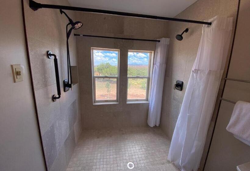 Номер Стандарт, Skyridge Inn