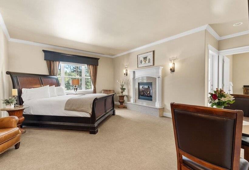 Люкс, Summer Creek Inn