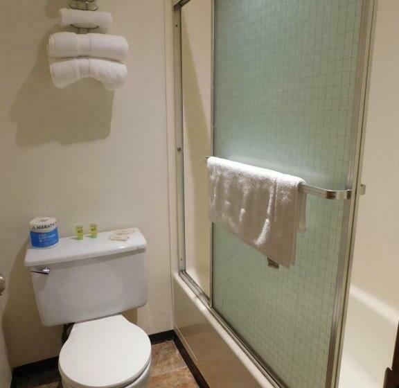 Quarto Deluxe, Capri Motel