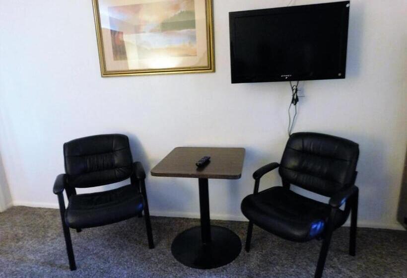 Quarto Deluxe, Capri Motel
