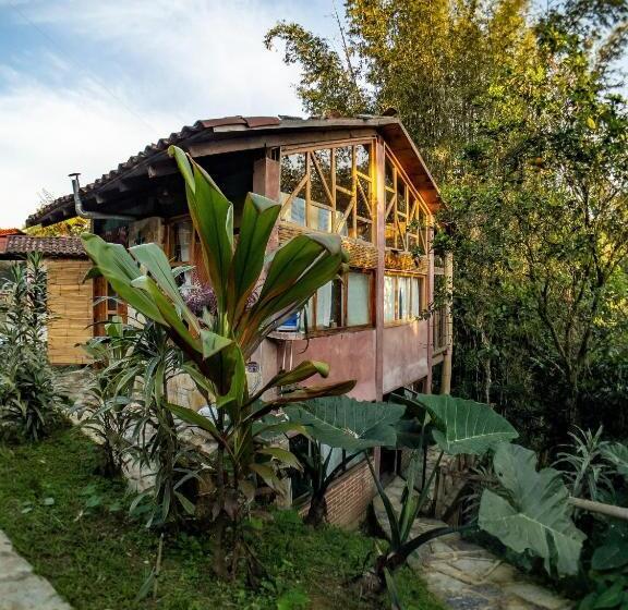 ファミリールーム, Cabañas Los Achicuales